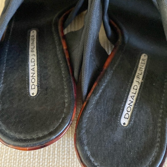 Donald J. Pliner - Black/tortoise elastic Sandal 11m - Picture 6 of 7